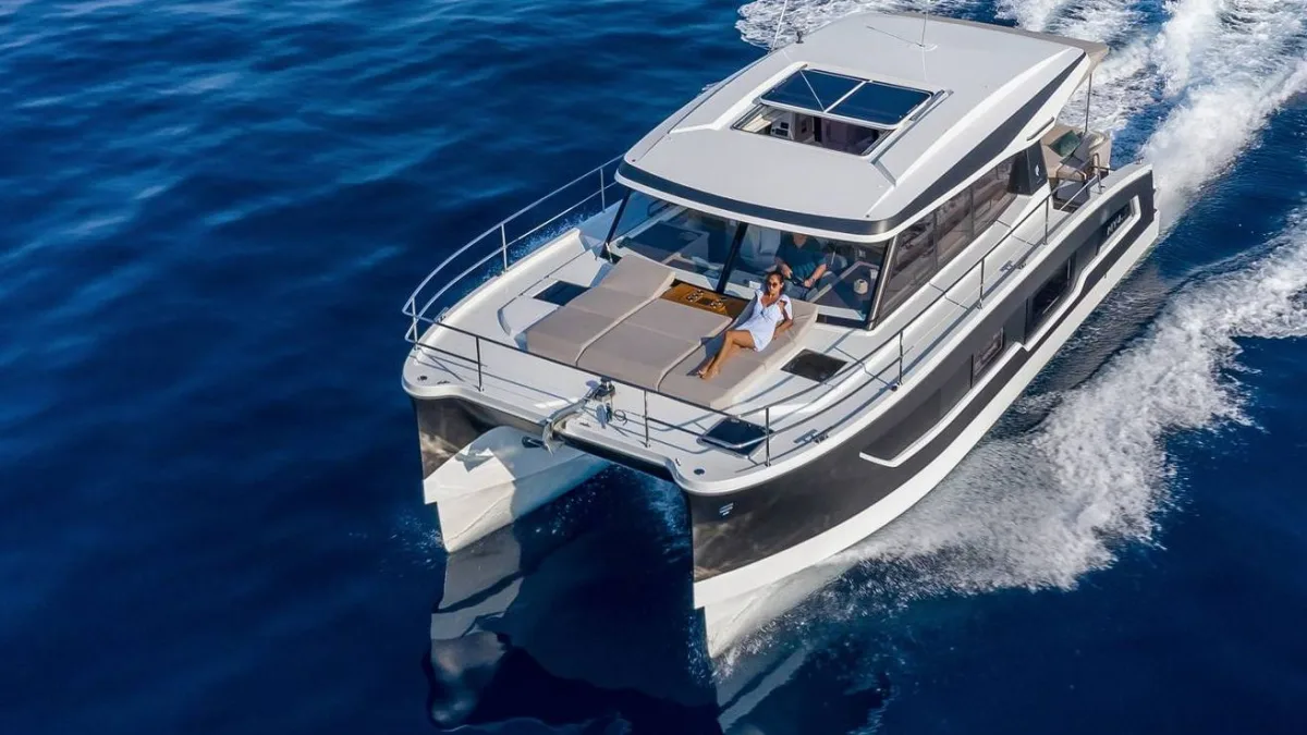 Fountaine — 40ft Fountaine Pajot