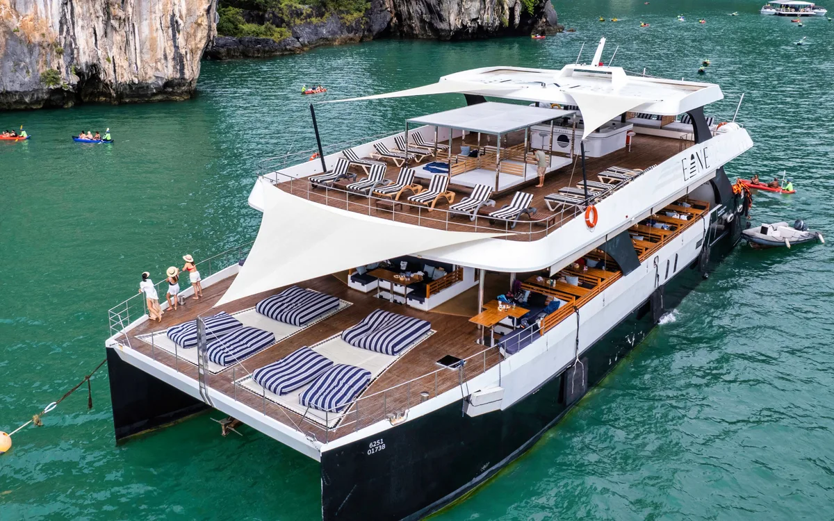Dancing Queen — 112ft Custom Build