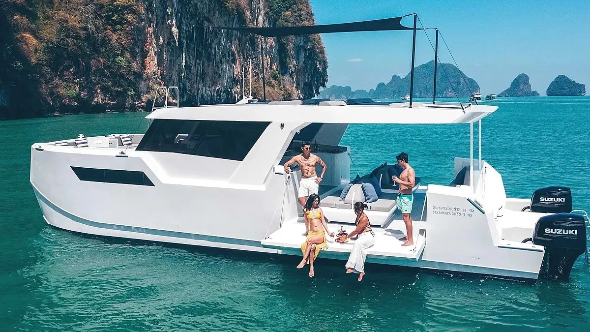 Armani — 50ft Custom Build