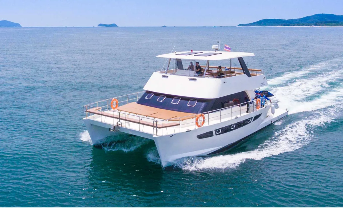 Power Buddy — 46ft Custom Build