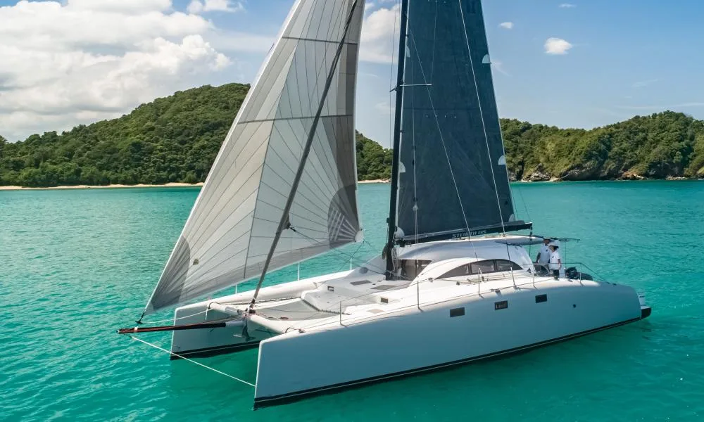 Hero — 43ft Stealth - Asia Catamarans