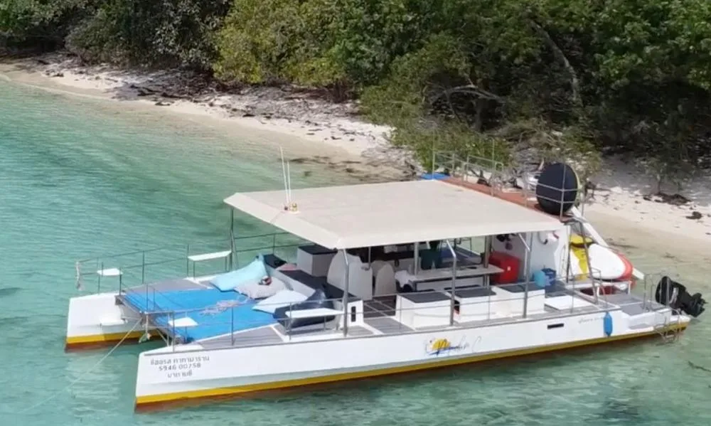 Mademoiselle — 40ft Custom Build
